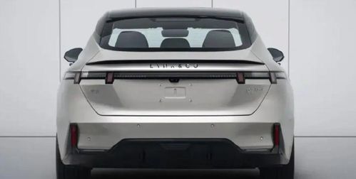 外觀全面進(jìn)化 1.5t插混系統(tǒng),領(lǐng)克07 em p來(lái)了