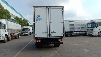 陜汽德威冷藏車今日出廠發往浙江杭州，高效溫控助力冷鏈物流