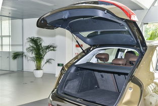 奧迪Q3 2015款35 TFSI quattro 技術(shù)型 行李廂空間與實(shí)用性深度解析